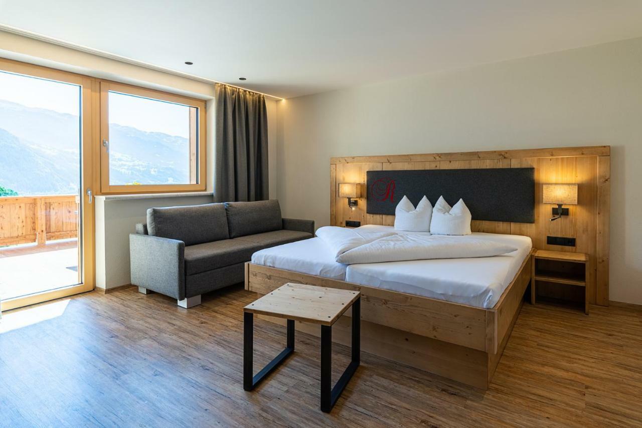 Hotel Garni Romantik 4*